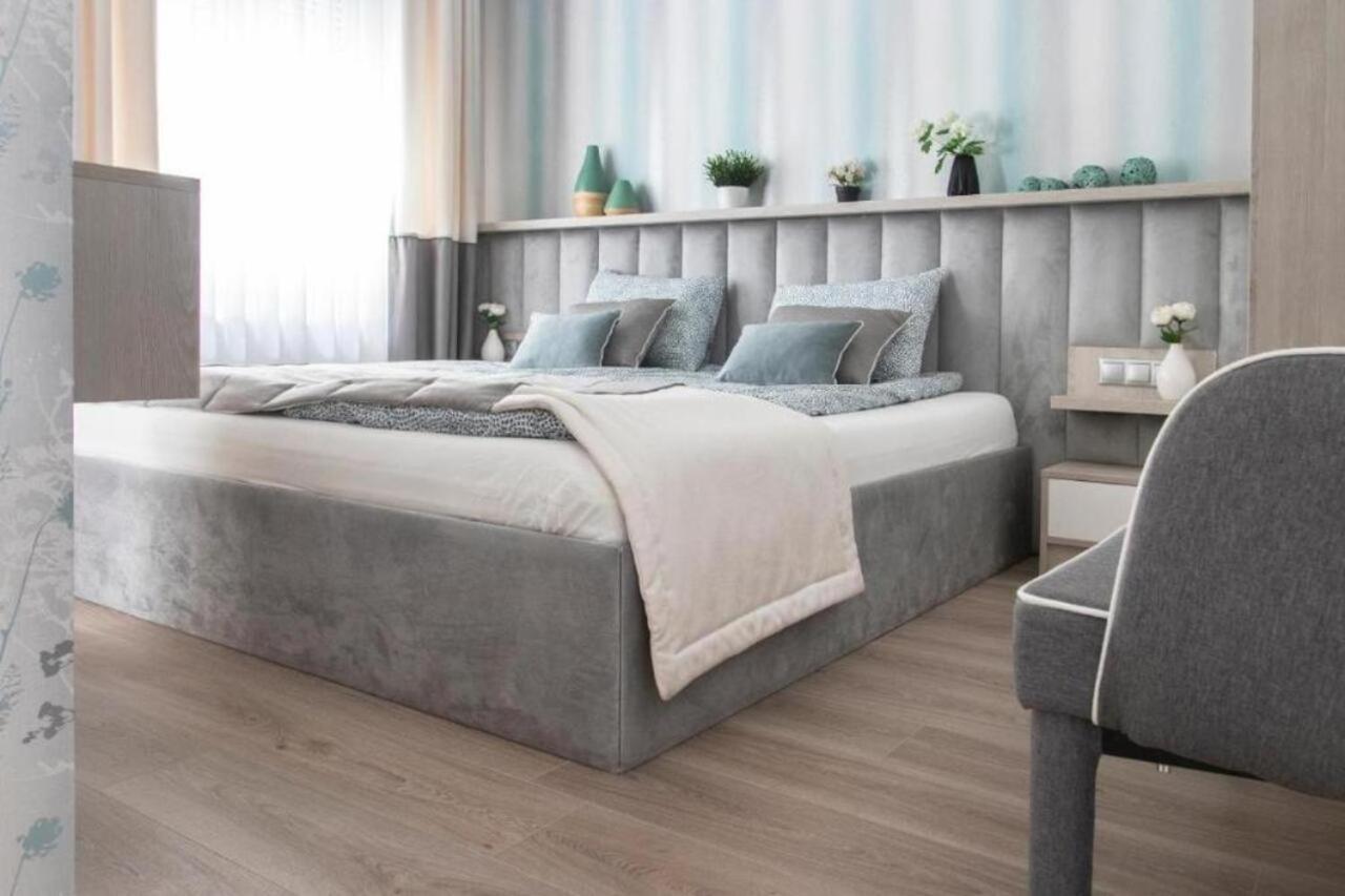 Budapest Revay Apartments מראה חיצוני תמונה