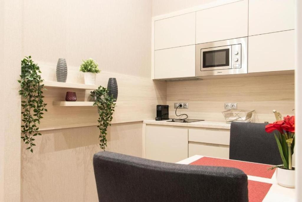 Budapest Revay Apartments מראה חיצוני תמונה