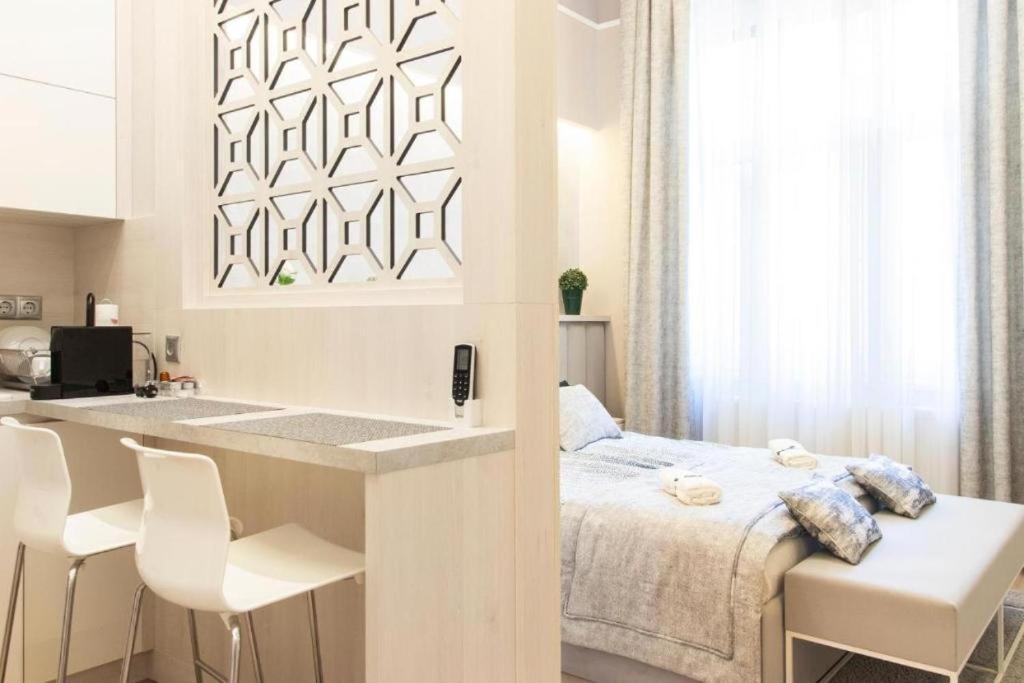 Budapest Revay Apartments מראה חיצוני תמונה